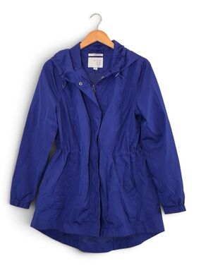 A New Day | Like new water resistant hooded blue zip front jacket size medium